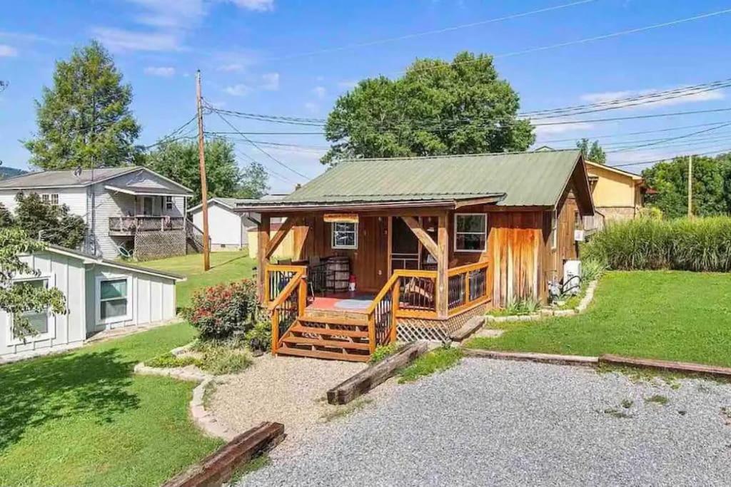Cozy Cabin Walking Distance To Parkway! Pigeon Forge Exterior foto
