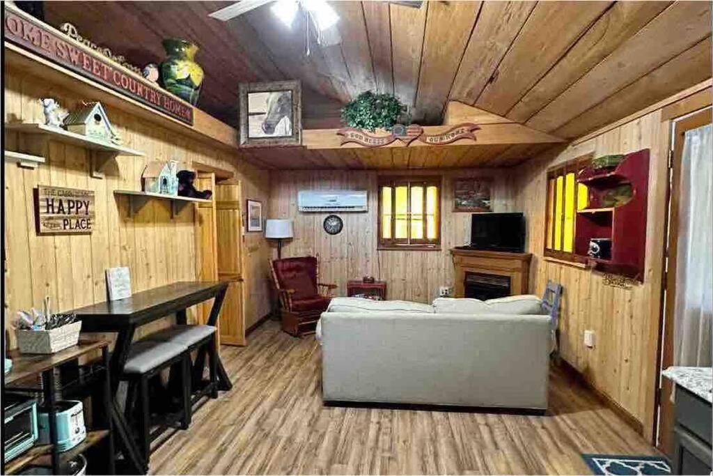 Cozy Cabin Walking Distance To Parkway! Pigeon Forge Exterior foto