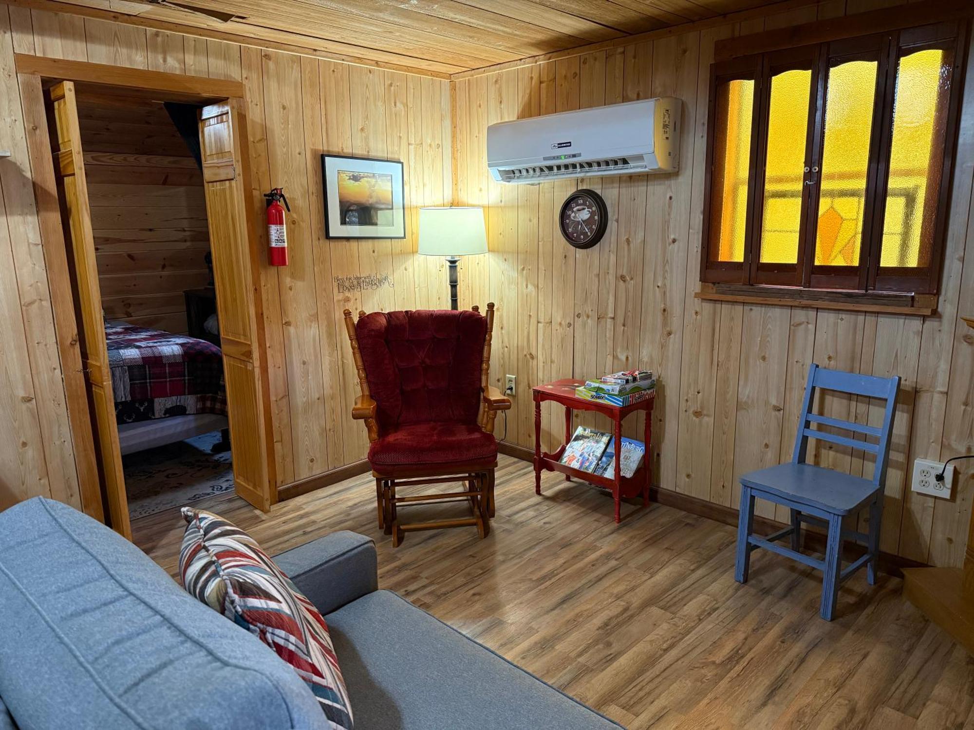 Cozy Cabin Walking Distance To Parkway! Pigeon Forge Exterior foto